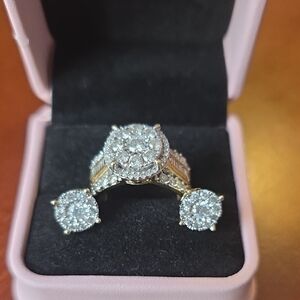 Elegant Gold Diamond Ring Set